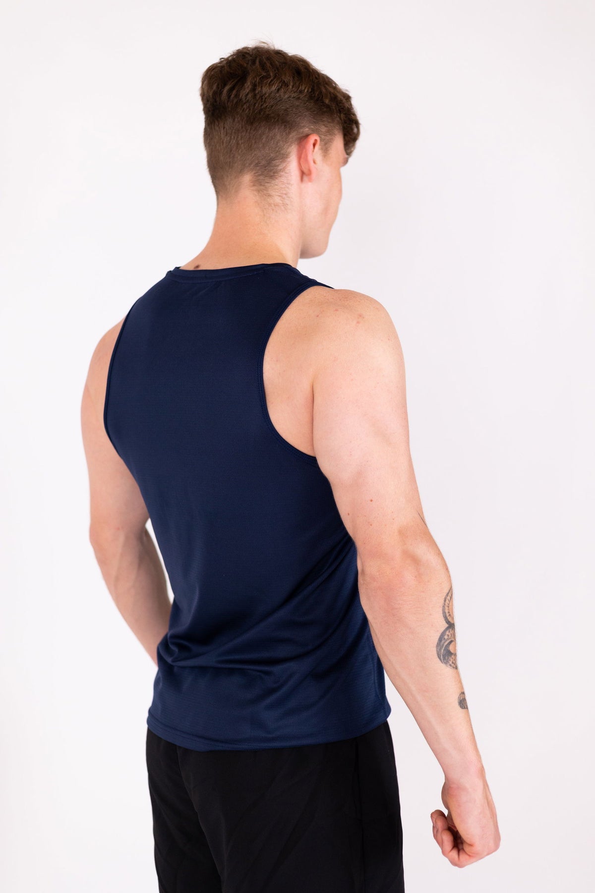 Aero-Vent Singlet (Black Iris) - RYBELFIT Sportswear