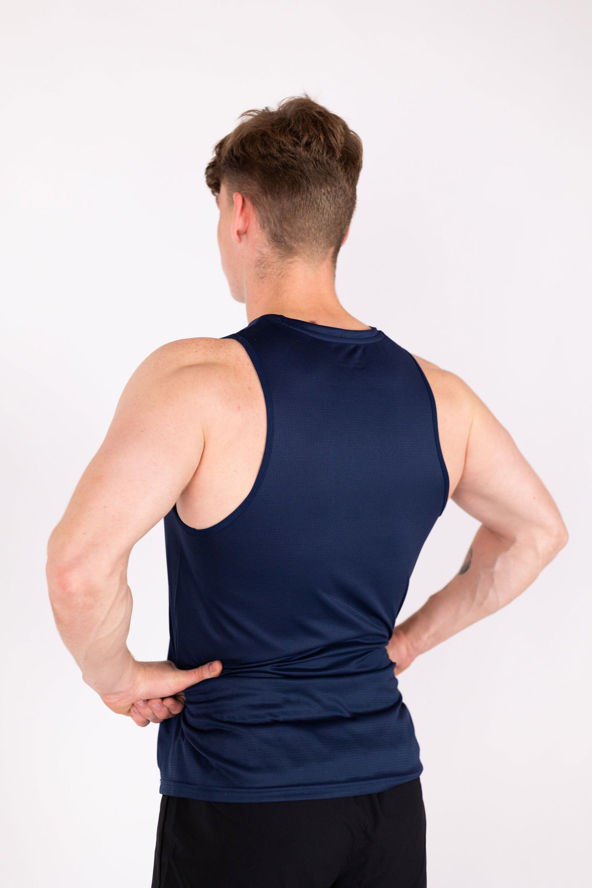 Aero-Vent Singlet (Black Iris) - RYBELFIT Sportswear