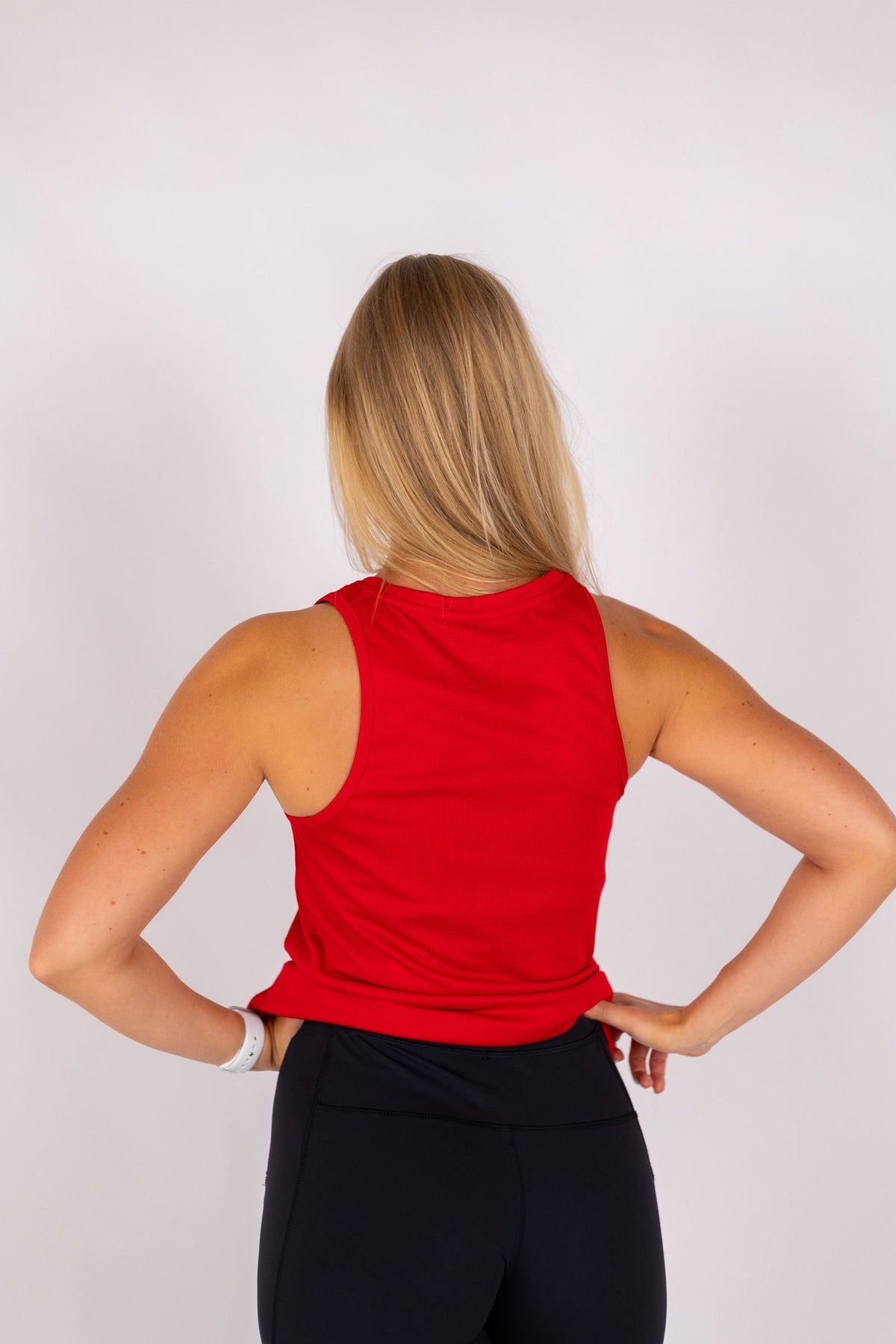 Aero-Vent Singlet Women (Red) - RYBELFIT Sportswear