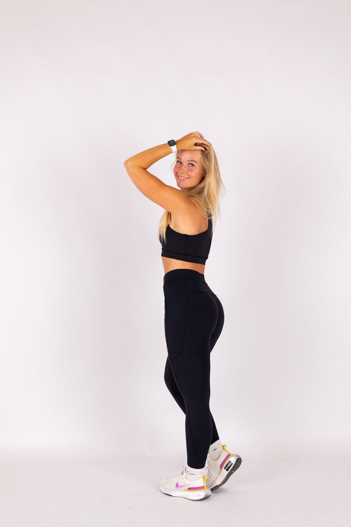 Performance Tights Women (Black) - RYBELFIT Sportswear